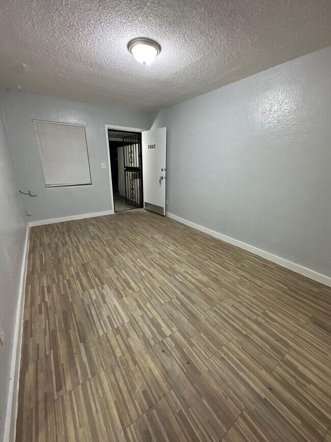 Photo - 2845/2847 W 6th St. Unit 2845