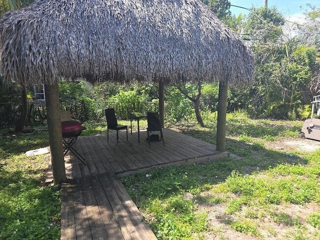 Photo - 1123 NW 3rd Ave