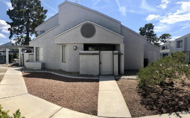 Building Photo - 5521 Orchard Ln