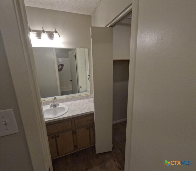 Photo - 207 Palmwood Dr