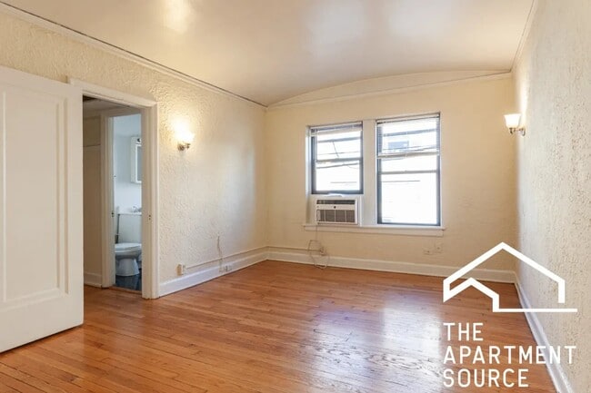 Photo - 536 W Arlington Pl Unit 536 West Arlington Place