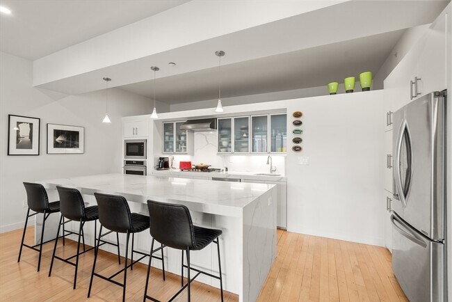 Photo - 1313 Washington St Unit 608