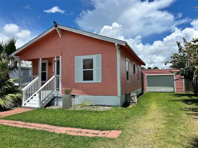 Photo - 2216 Grover Ave