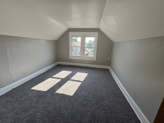 Photo - 253 Corwin Ave