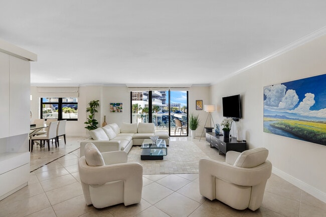 Photo - 9801 Collins Ave Unit # 5S