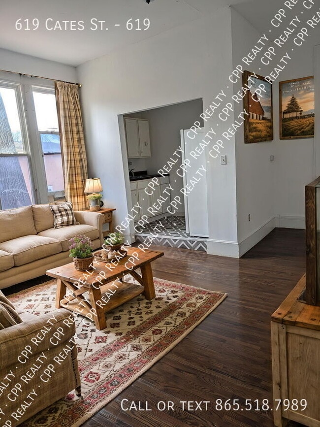 Building Photo - 619 Cates St Unit 619