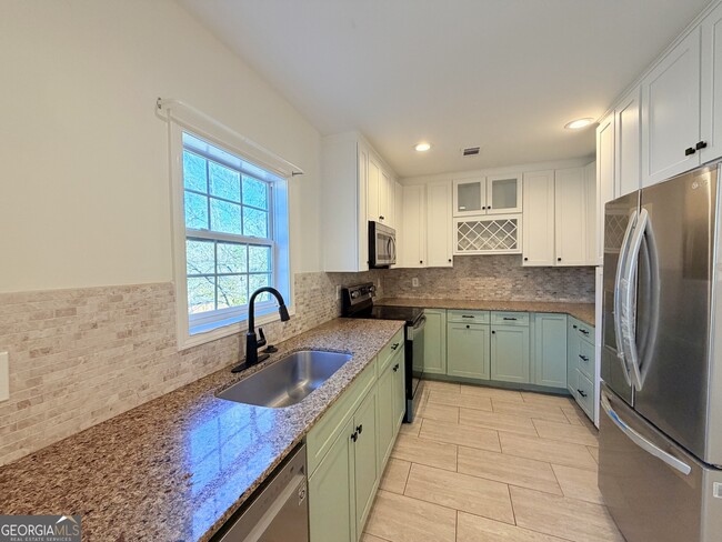 Photo - 454 Pasley Ave SE