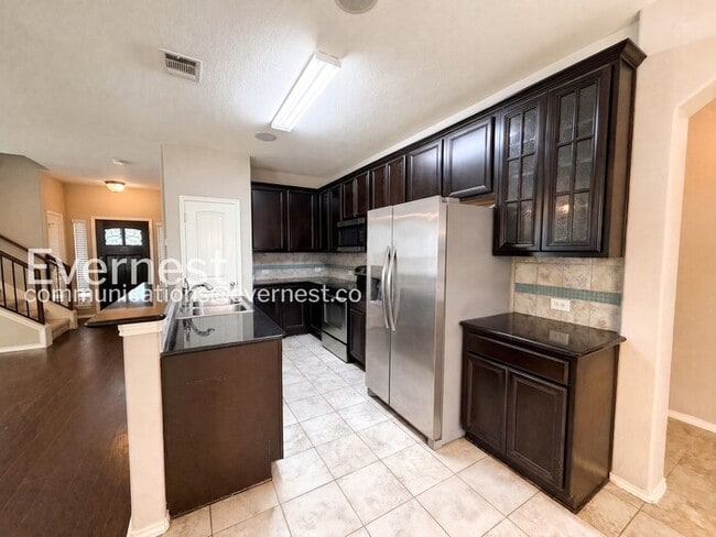 Photo - 1620 Willow Vista