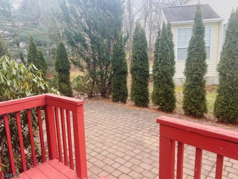 Photo - 226 Winding Hill Dr