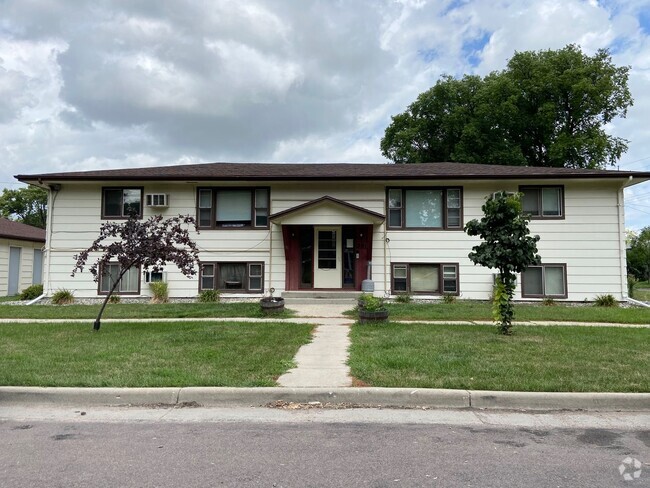 Building Photo - 201 Unit 2 Rental