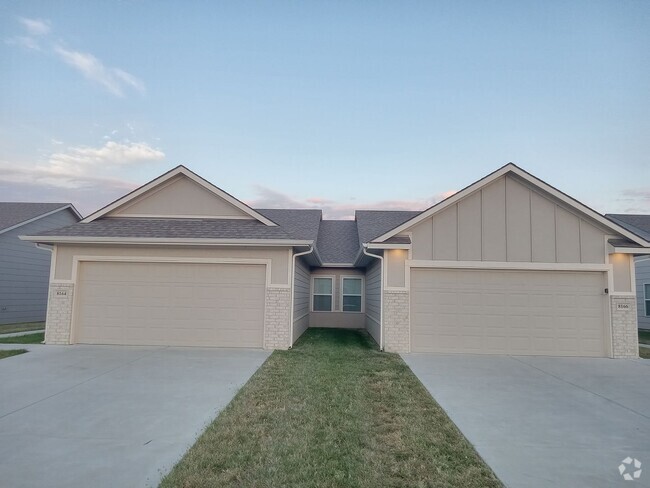 Building Photo - 8164 E 34th Ct S Rental