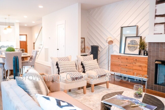 Photo - 2156 Byrum Ave