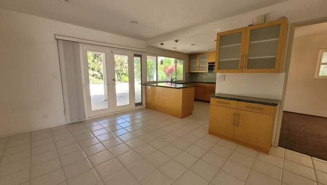 Photo - Beautifull 4 Bed 2 Bath In UTC Area