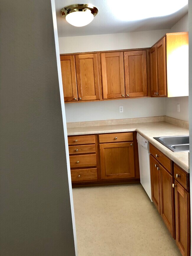 19846 SW 68th Ave Townhome Townhome Rental in Tualatin OR