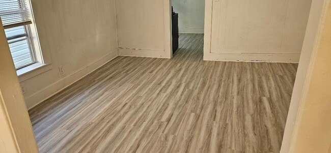 Photo - 2118 Elysian St