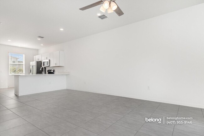 Photo - 2037 Viewfinder St