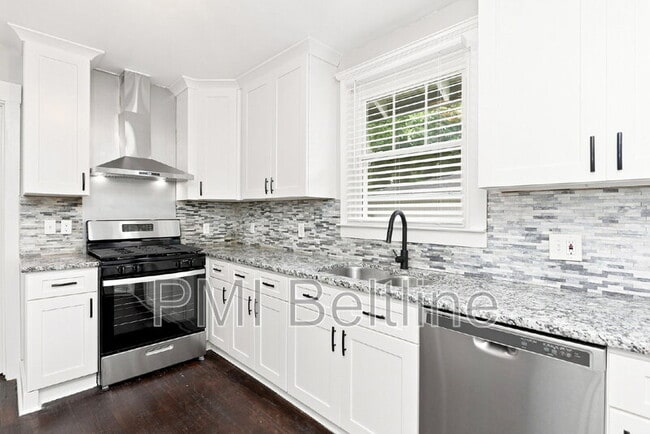 Building Photo - 1164 Sells Ave SW