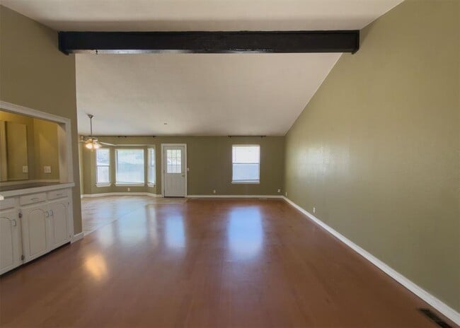 Photo - 812 Countrywood Ln