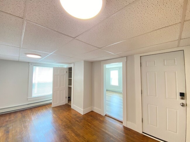 Building Photo - 125 N Main St Unit 1