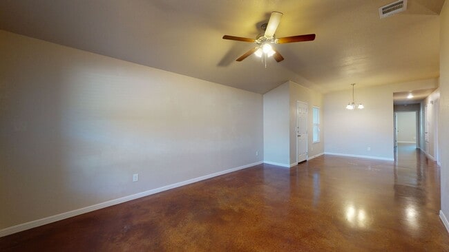 Photo - Gorgeous duplex in Harker Heights with STAINED CONCRETE FLOORING THROUGHOUT!