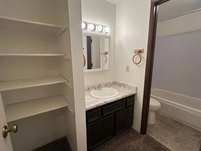 Photo - 19115 SE Yamhill St