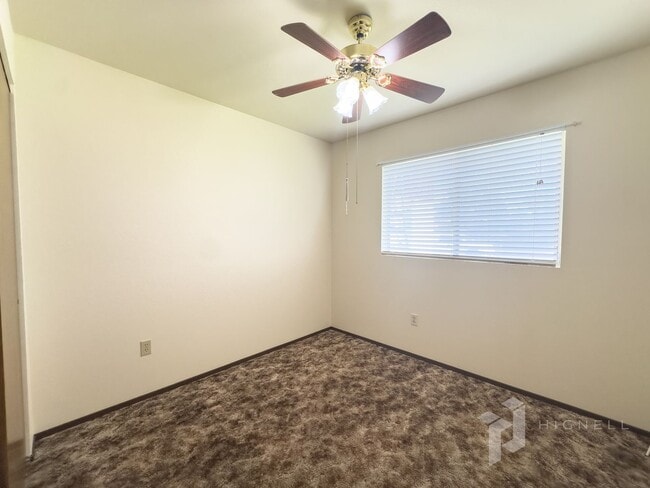 Photo - Spacious Home on the West Side of Redding ...