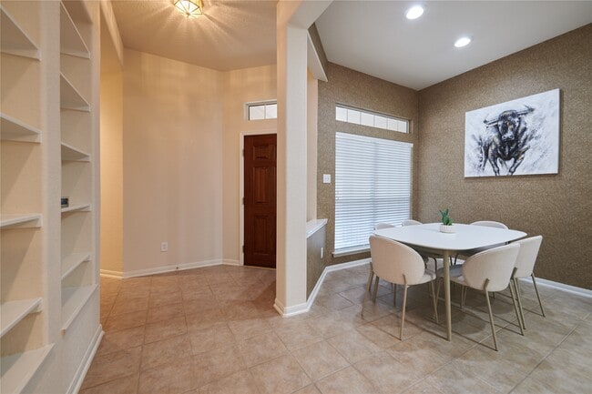 Building Photo - 22 W Greenhill Terrace Pl Rental