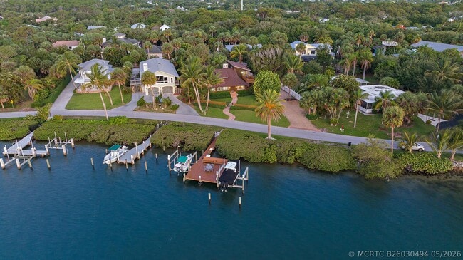 Building Photo - 12140 SE Indian River Dr N