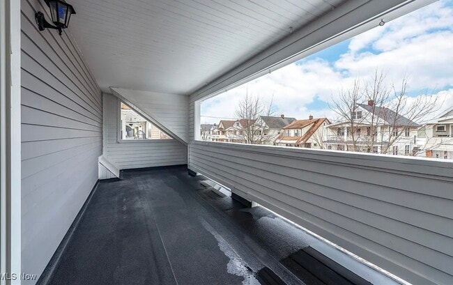 Photo - 2085 Chesterland Ave