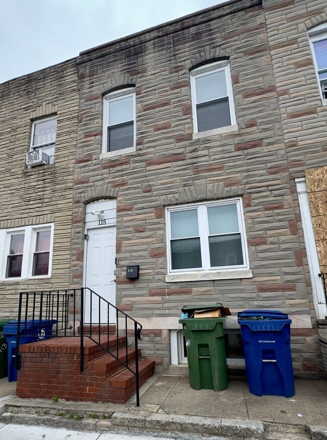 Building Photo - Fully-Renovated 3 Bedroom/2.5 Bathroom with In-Unit Laundry near Highlandtown, Baltimore, MD!