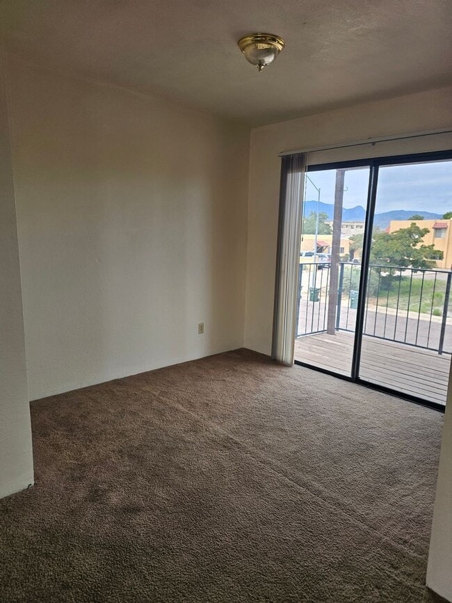 Photo - Amazing 2 bedroom with indoor laundry