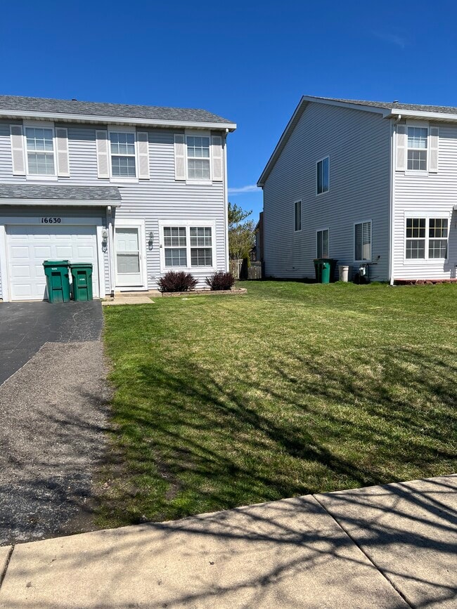 Building Photo - 16630 W Natoma Dr