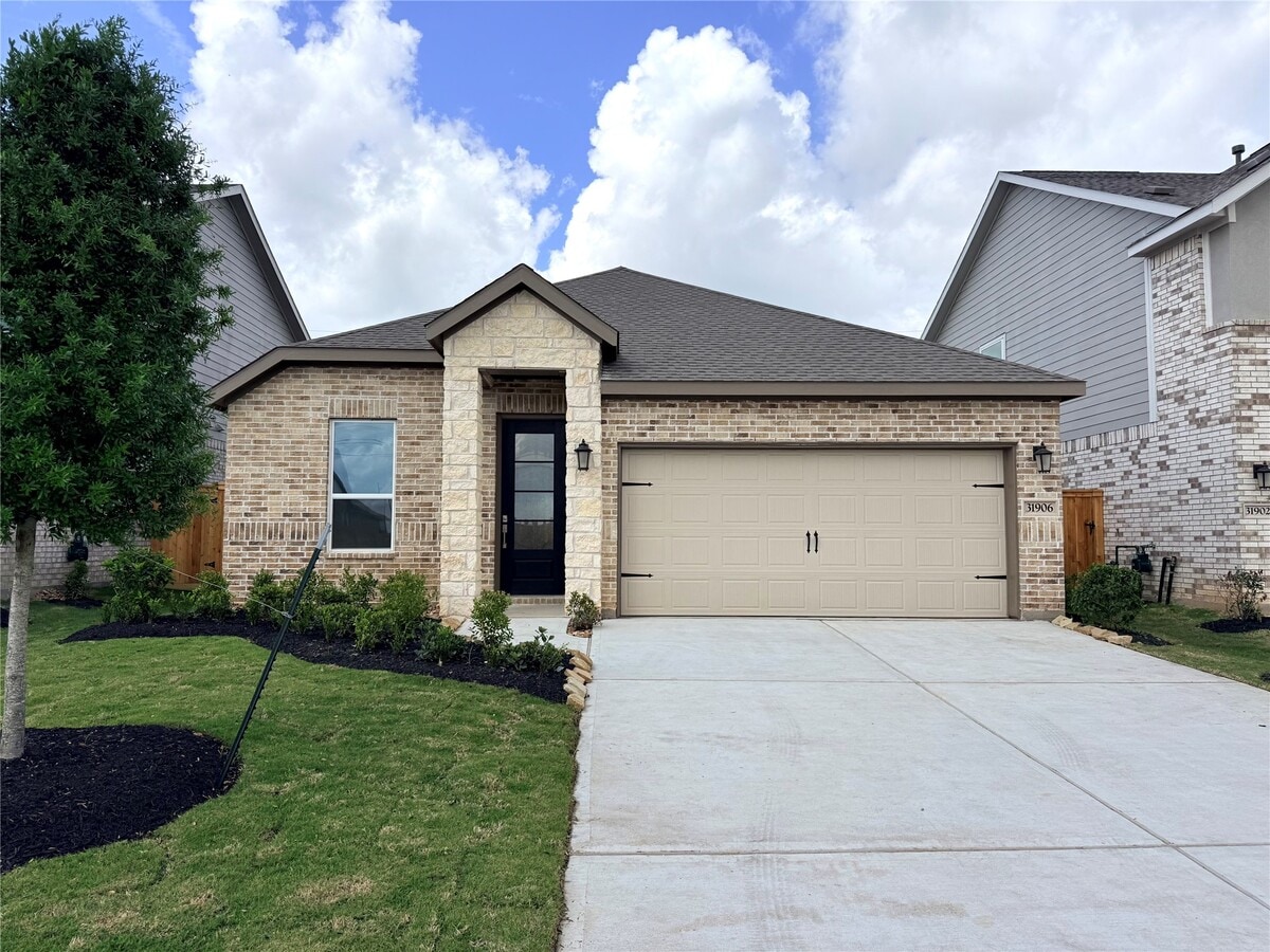 Photo - 31906 Blossom Ln