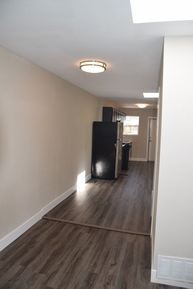 Photo - DOWNING3012 Unit 1