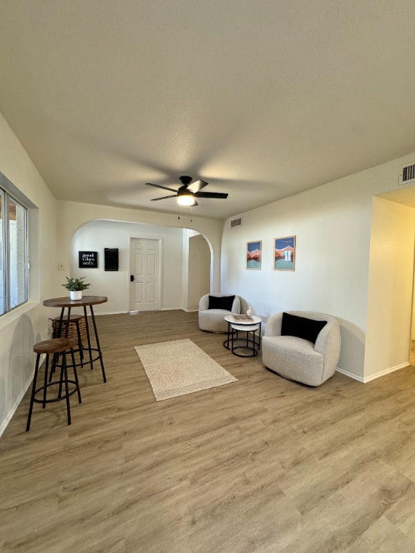 Photo - 2222 W Morningside Dr