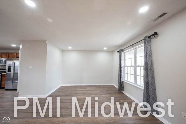 Photo - 18058 Cristin Way