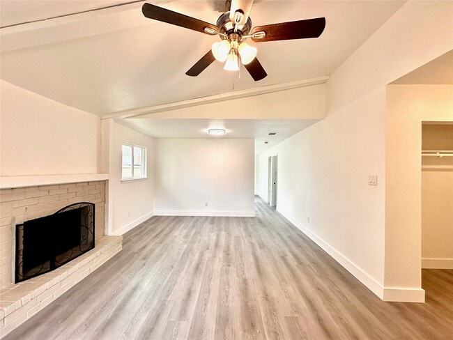 Photo - 13754 Shirebrook Dr