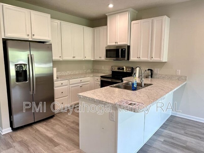 Photo - 1161 Meadow Run