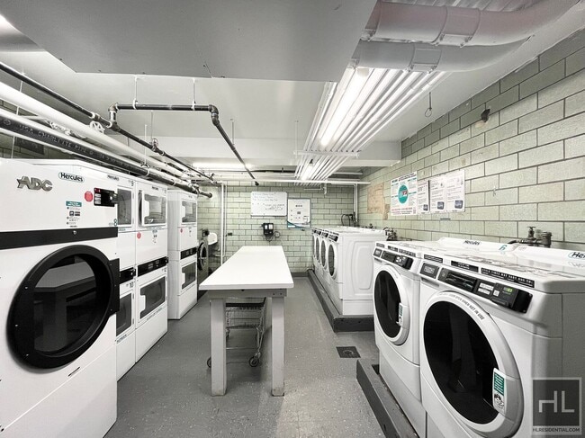 Photo - EAST 35 STREET Unit 8H