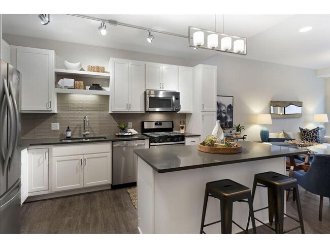 Building Photo - 212 10th Ave S Unit 1110