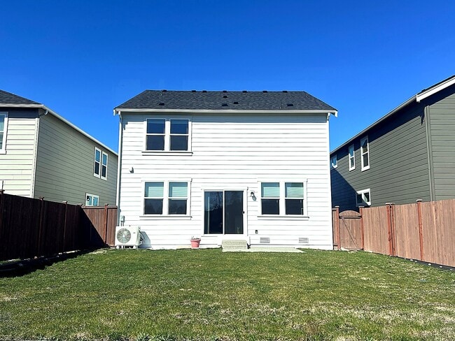 Photo - 1388 SW Pendleton Way
