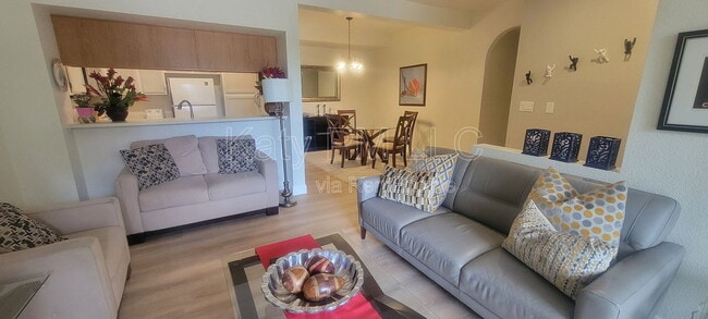 Building Photo - 9708 E Vía Linda Unit Apt 1304