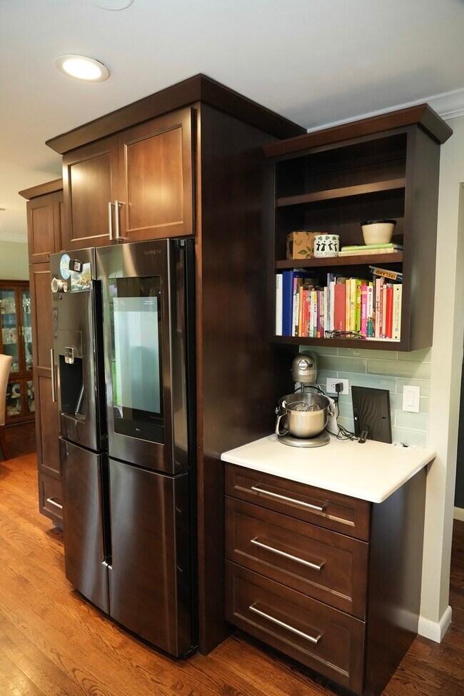 Photo - 211 Sandalwood Dr