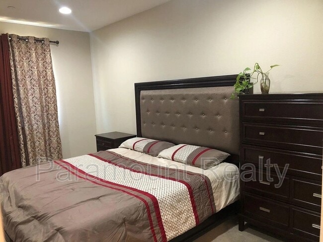 Photo - 1997 Lee Way