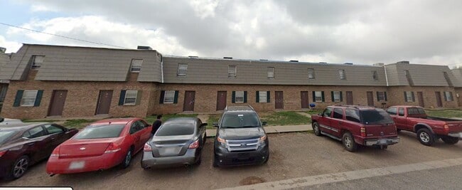 Photo - 1300 N Walnut Ave