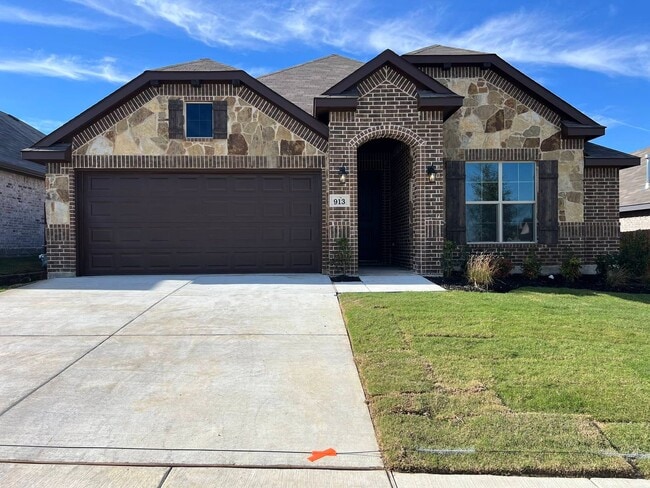 Building Photo - Gorgeous House for rent in Cleburne !!