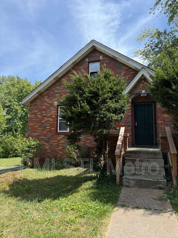 Building Photo - 2134 Rosebud Ave Rental