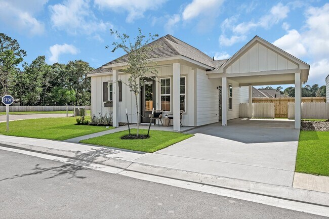 Photo - 33455 Buckshot Ln