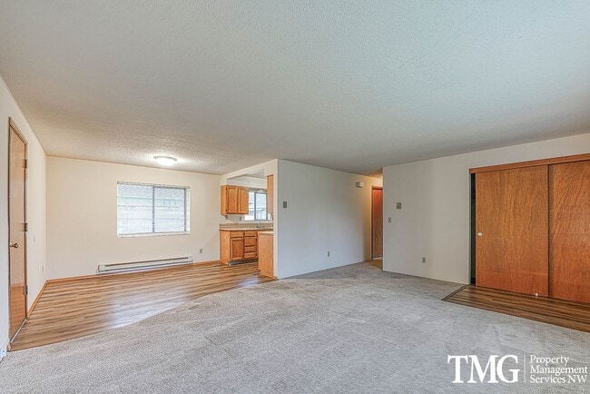 Photo - Classical Cute Duplex w/ 2 Bed 1 Bath in Washougal!