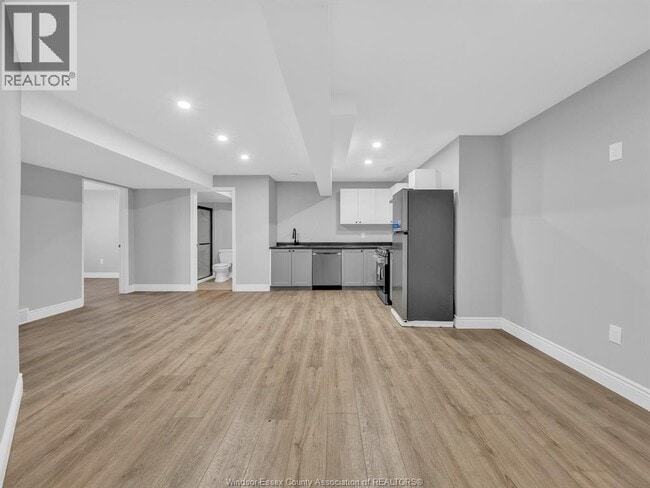 Photo - 973 Westwood Dr